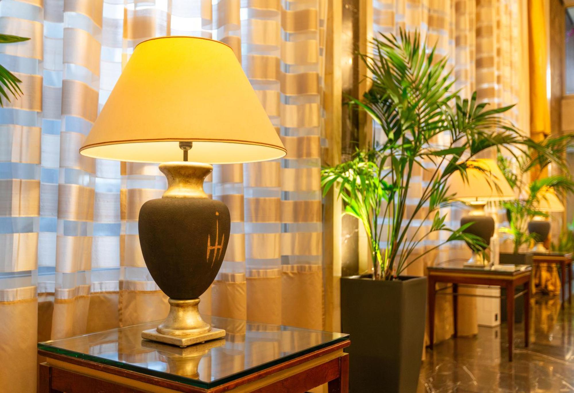 Ilisia Hotel Athens Exterior photo