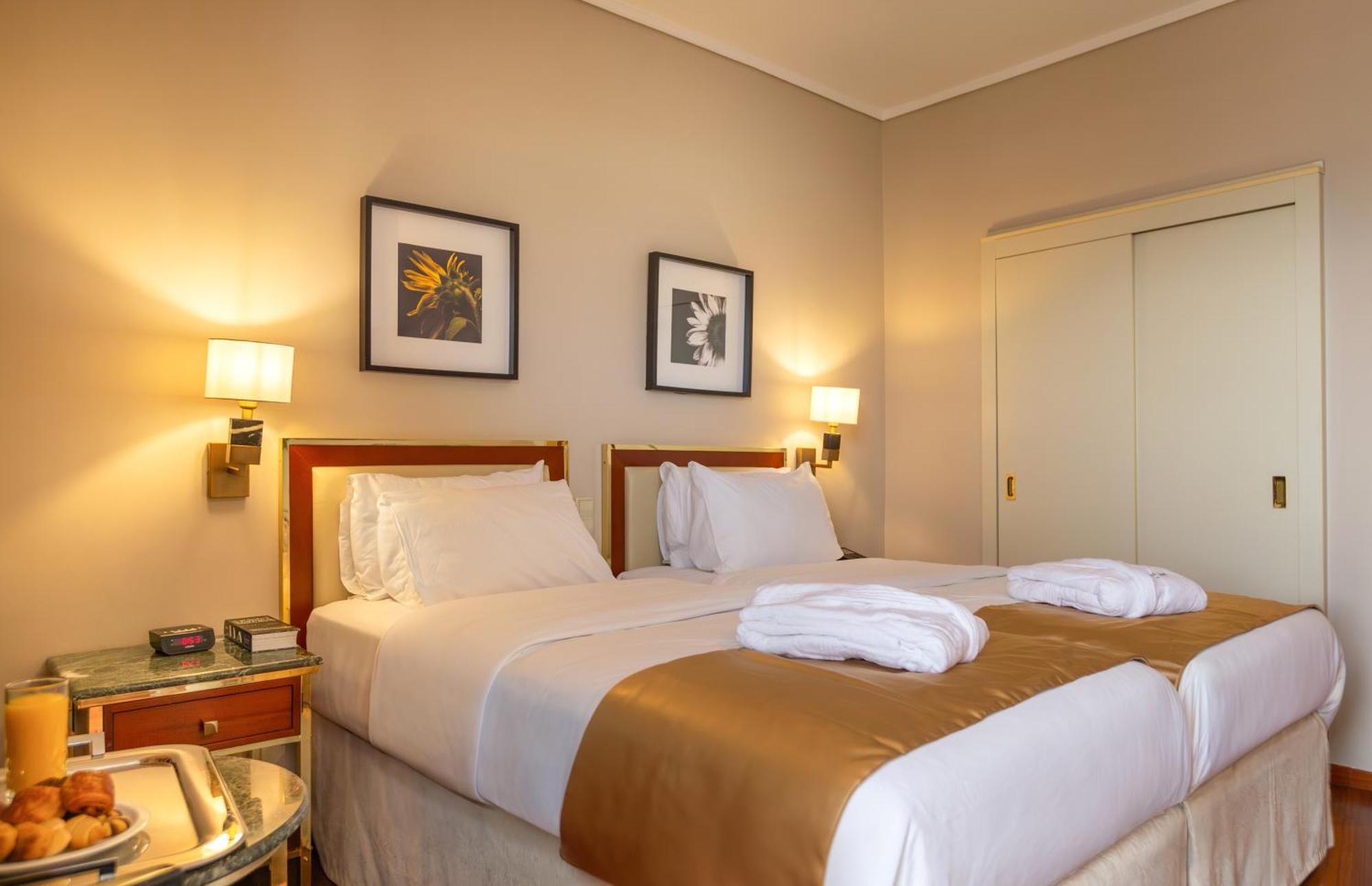Ilisia Hotel Athens Exterior photo